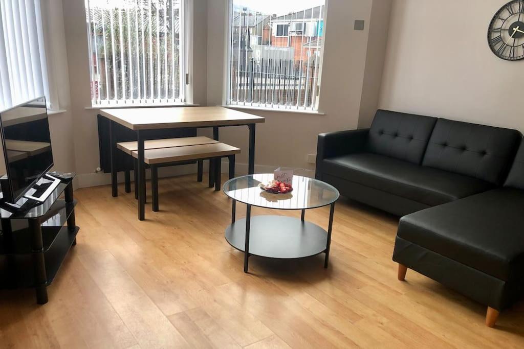 Cliftonville Apartments Μπέλφαστ Εξωτερικό φωτογραφία